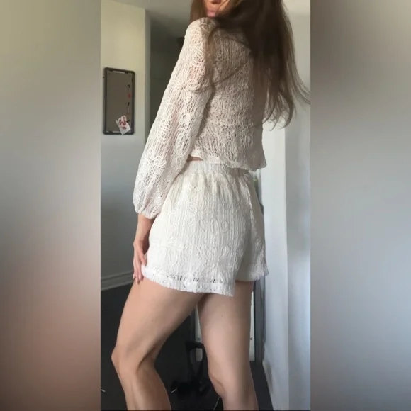 Lace Two-Piece Set in Cream - Picture 7 of 12